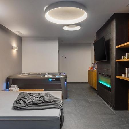 Hotel Vittoria - Ricarica L'Anima Dimaro Buitenkant foto