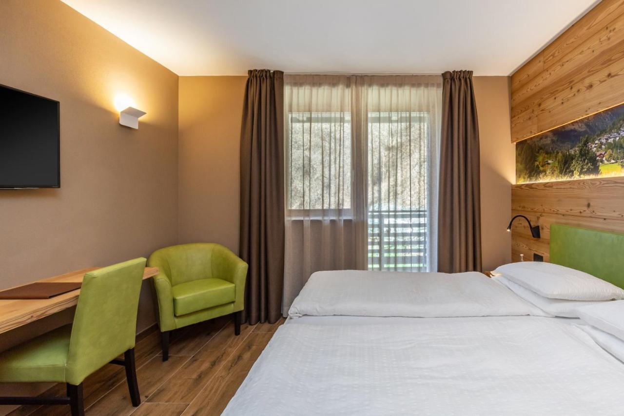 Hotel Vittoria - Ricarica L'Anima Dimaro Buitenkant foto