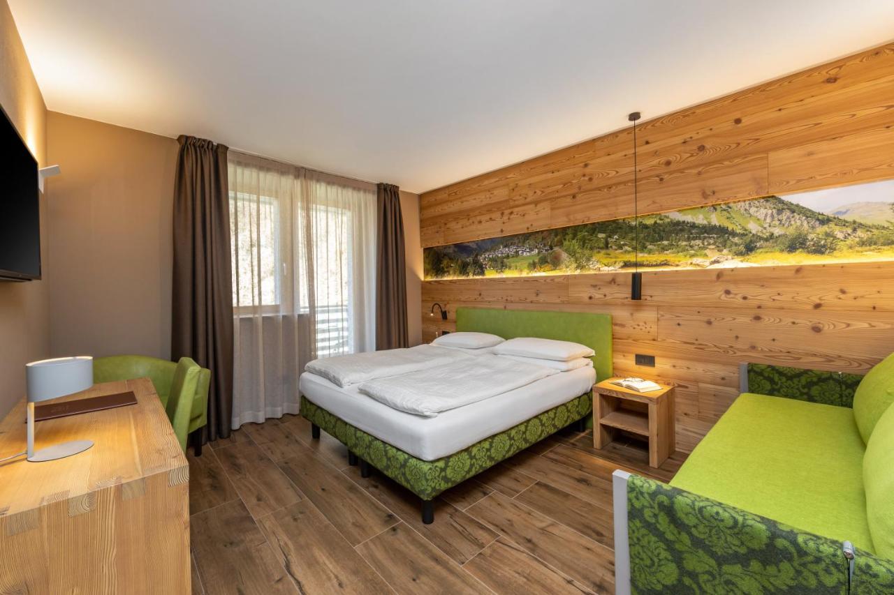 Hotel Vittoria - Ricarica L'Anima Dimaro Buitenkant foto