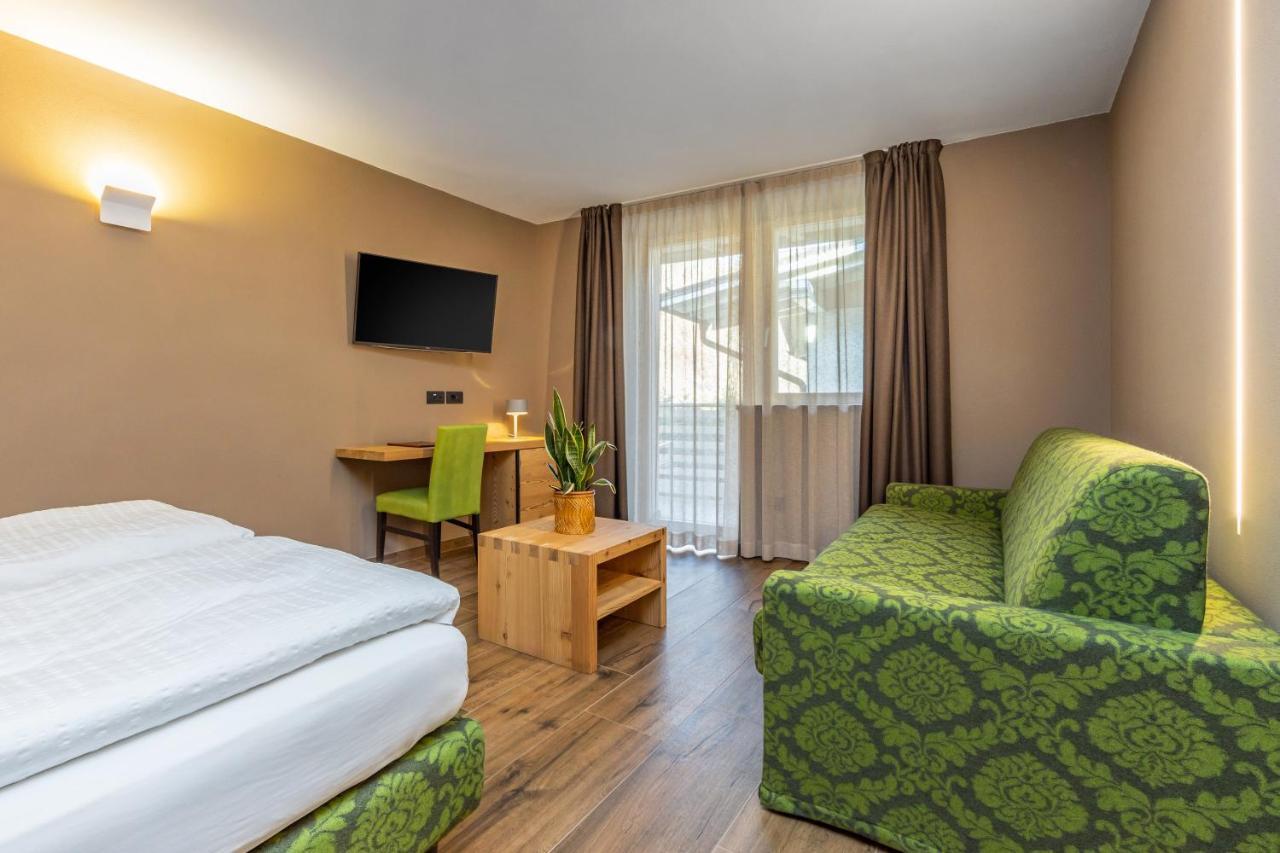 Hotel Vittoria - Ricarica L'Anima Dimaro Buitenkant foto