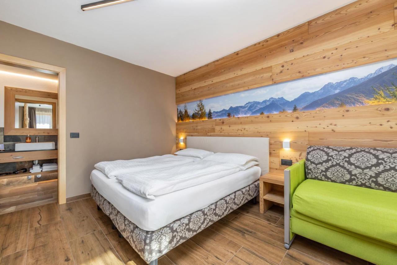 Hotel Vittoria - Ricarica L'Anima Dimaro Buitenkant foto
